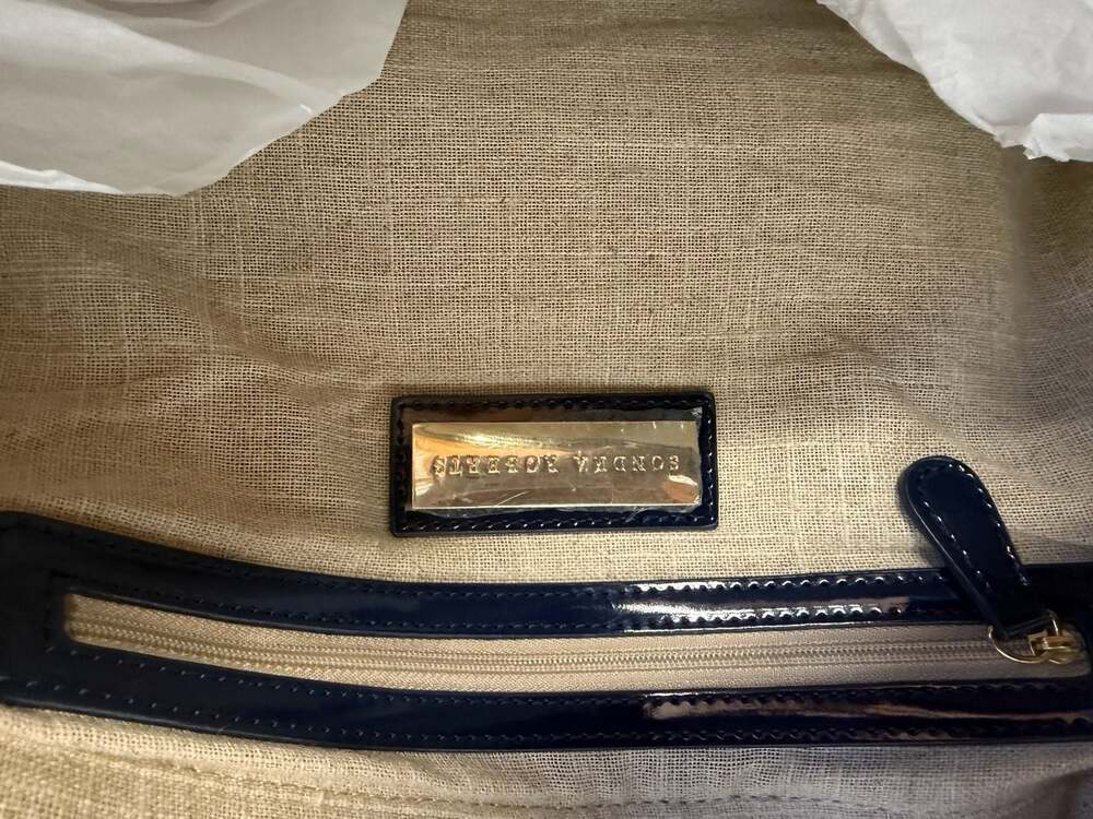 Sondra Roberts Navy Patent Leather Laser Cut Out Tote Bag with Burlap Lining - Picture 5 of 6